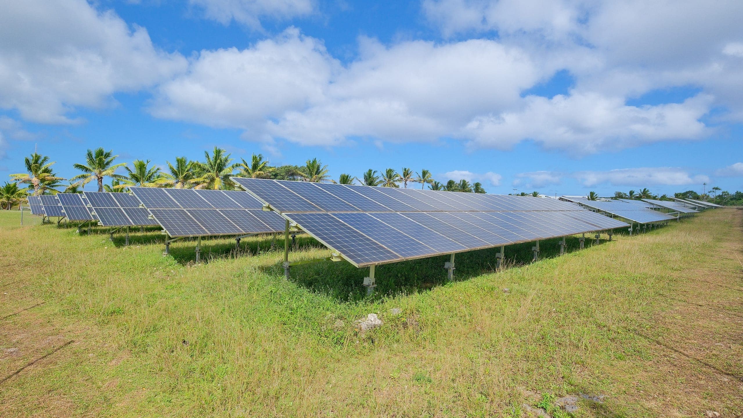 Photovoltaic power station near Alofi South.jpg